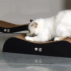 HappyCat ARCHIE Kradse Lounge 2i1 75x18 og 5x25 cm Sort Pap-kradsebræt