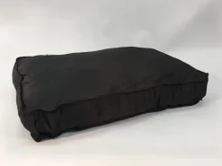 Hundepude behandlet med permetrin M-L 100 x 70 x 10 cm Sort