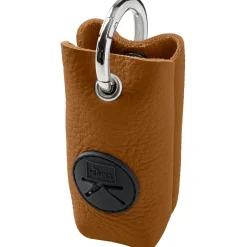 Hunter Yuna høm høm holder Cognac