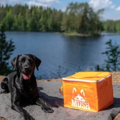 MUSH termotaske til frossent Barf hundefoder med skulderrem