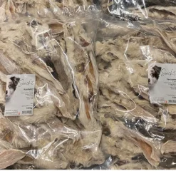 Snackit Kaninører med pels 1 kg - Naturlige hundesnacks i stor pakke